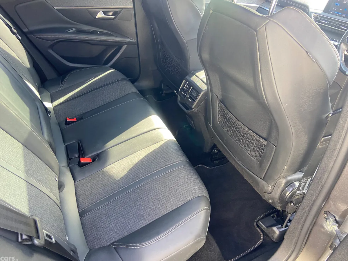 Peugeot 3008 MPV, Diesel, 2020, Grey