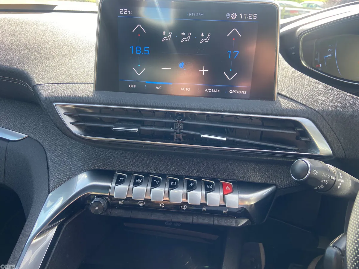Peugeot 3008 MPV, Diesel, 2020, Grey