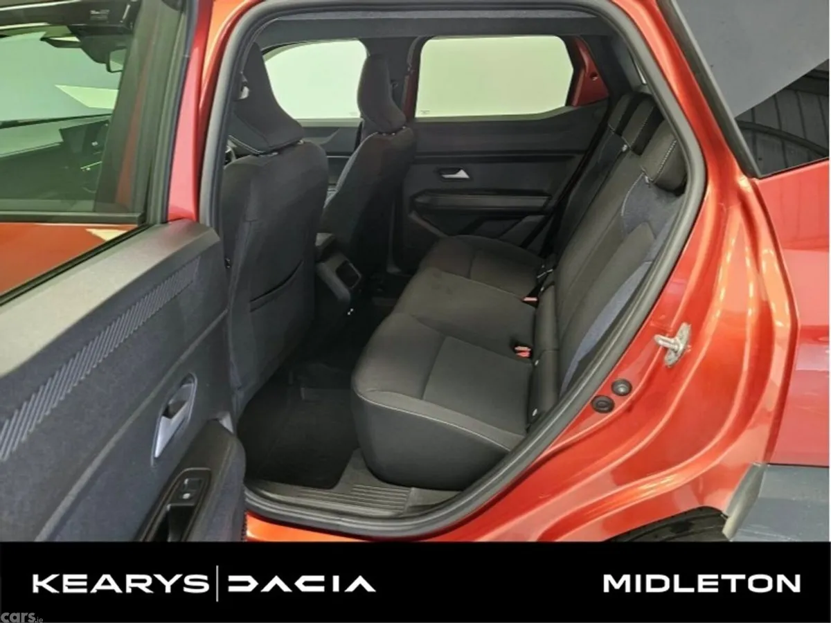 Dacia Duster SUV, Petrol Hybrid, 2025, Brown