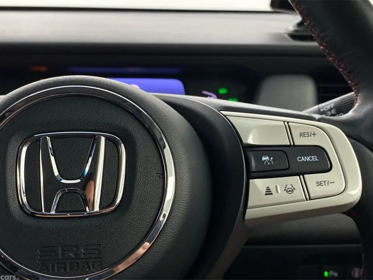 Honda Fit Hatchback, Petrol Hybrid, 2022, White