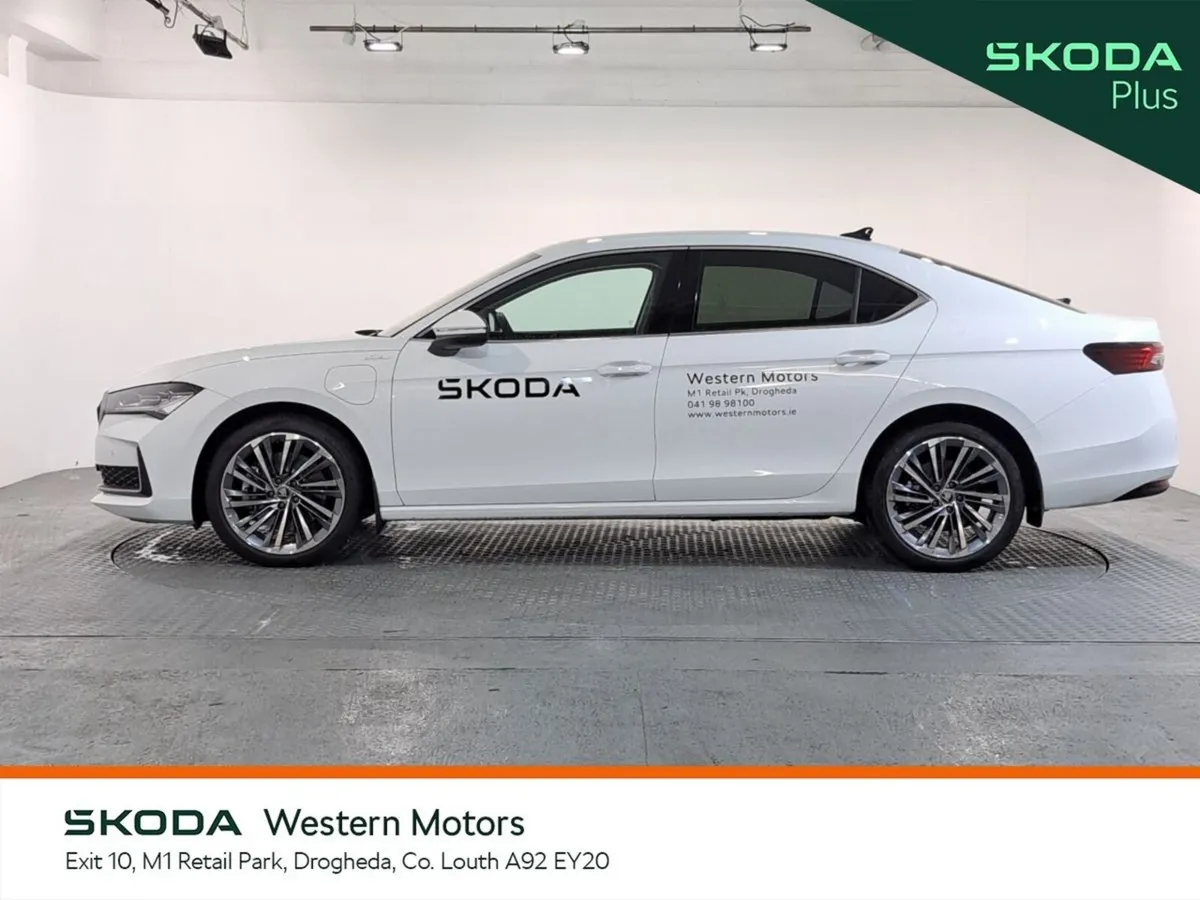 Skoda Superb Saloon, Petrol Plug-in Hybrid, 2026, White