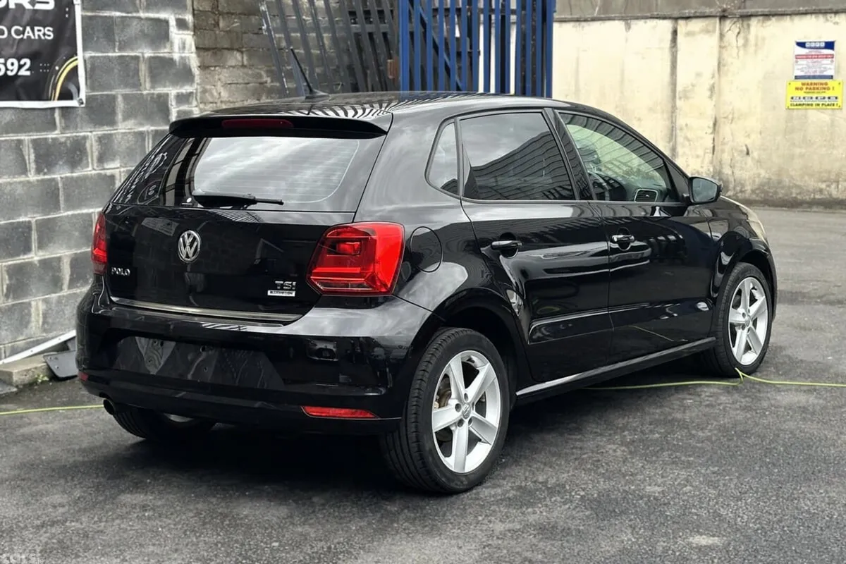 Volkswagen Polo Hatchback, Petrol, 2016, Black
