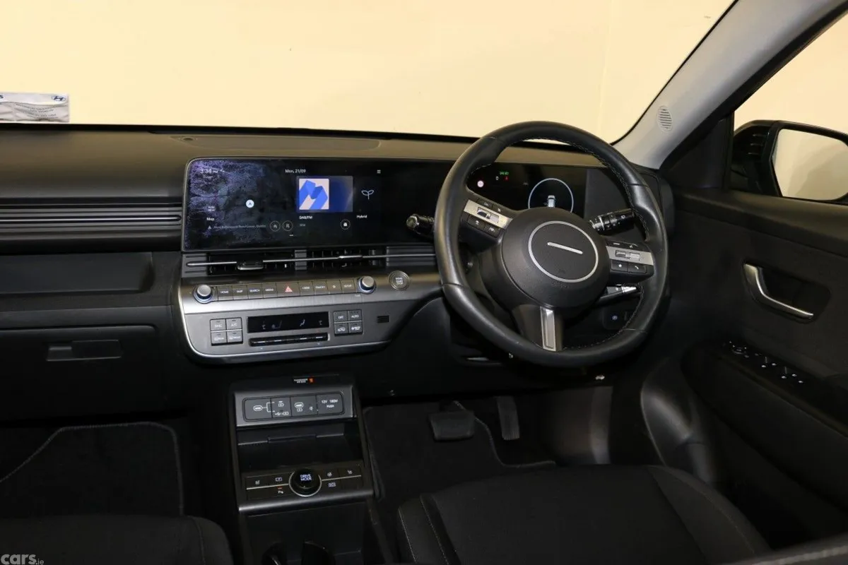 Hyundai KONA SUV, Petrol Hybrid, 2025, Black