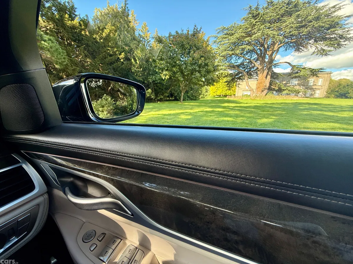 BMW 7-Series Saloon, Diesel, 2017, Black
