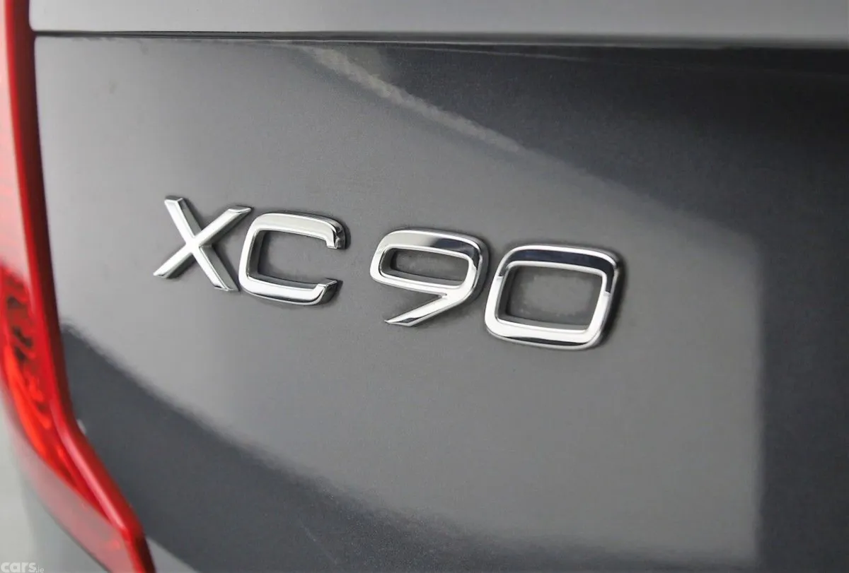 Volvo XC90 SUV, Petrol Plug-in Hybrid, 2018, Grey