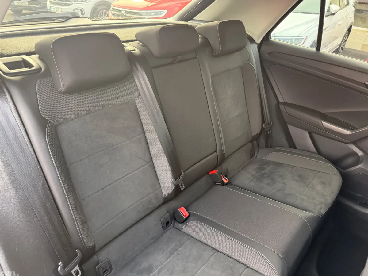 Volkswagen T-Roc SUV, Diesel, 2022, Black