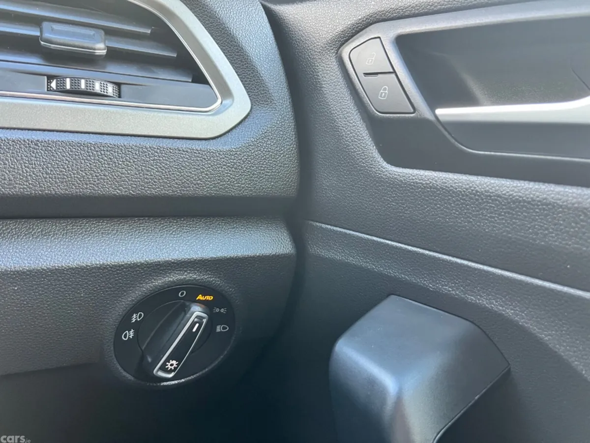 Volkswagen T-Roc SUV, Petrol, 2020, Grey