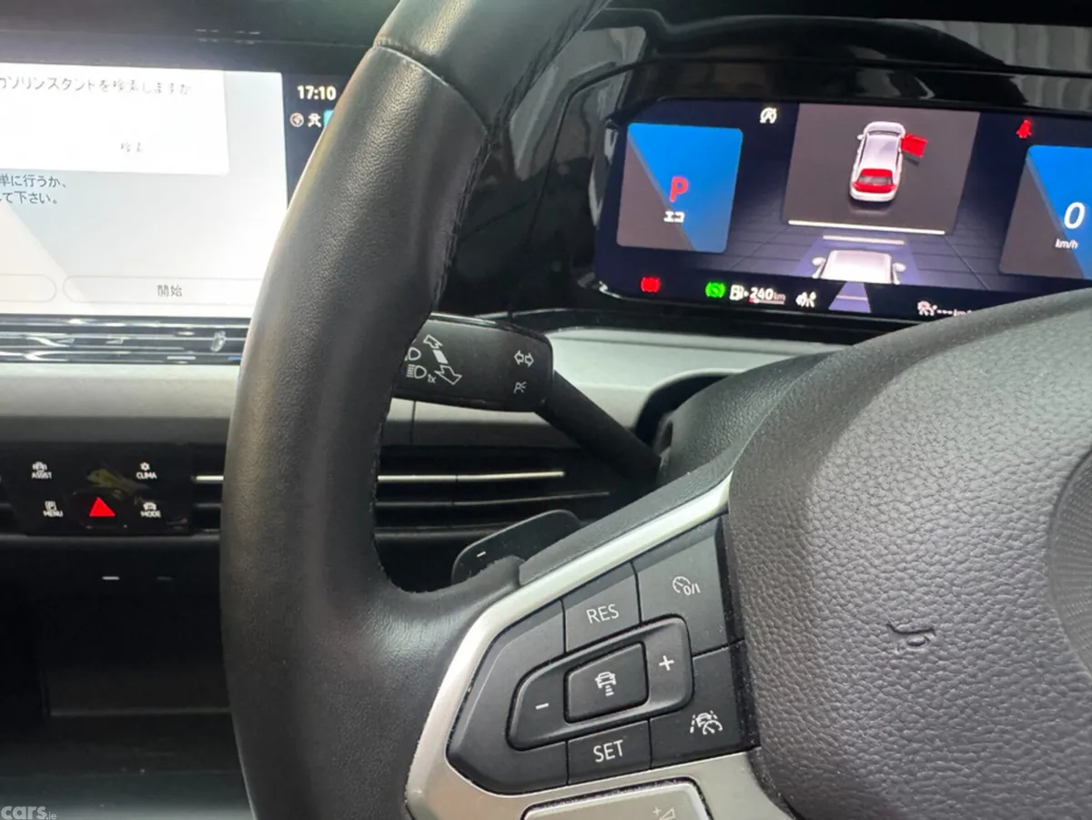 Volkswagen Golf Hatchback, Diesel, 2023, Red