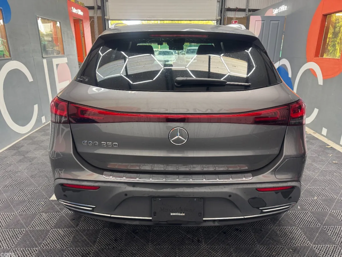 Mercedes-Benz EQA SUV, Electric, 2023, Grey