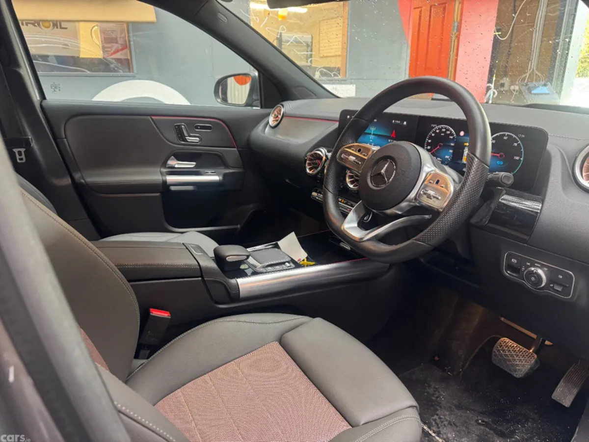 Mercedes-Benz EQA SUV, Electric, 2023, Grey