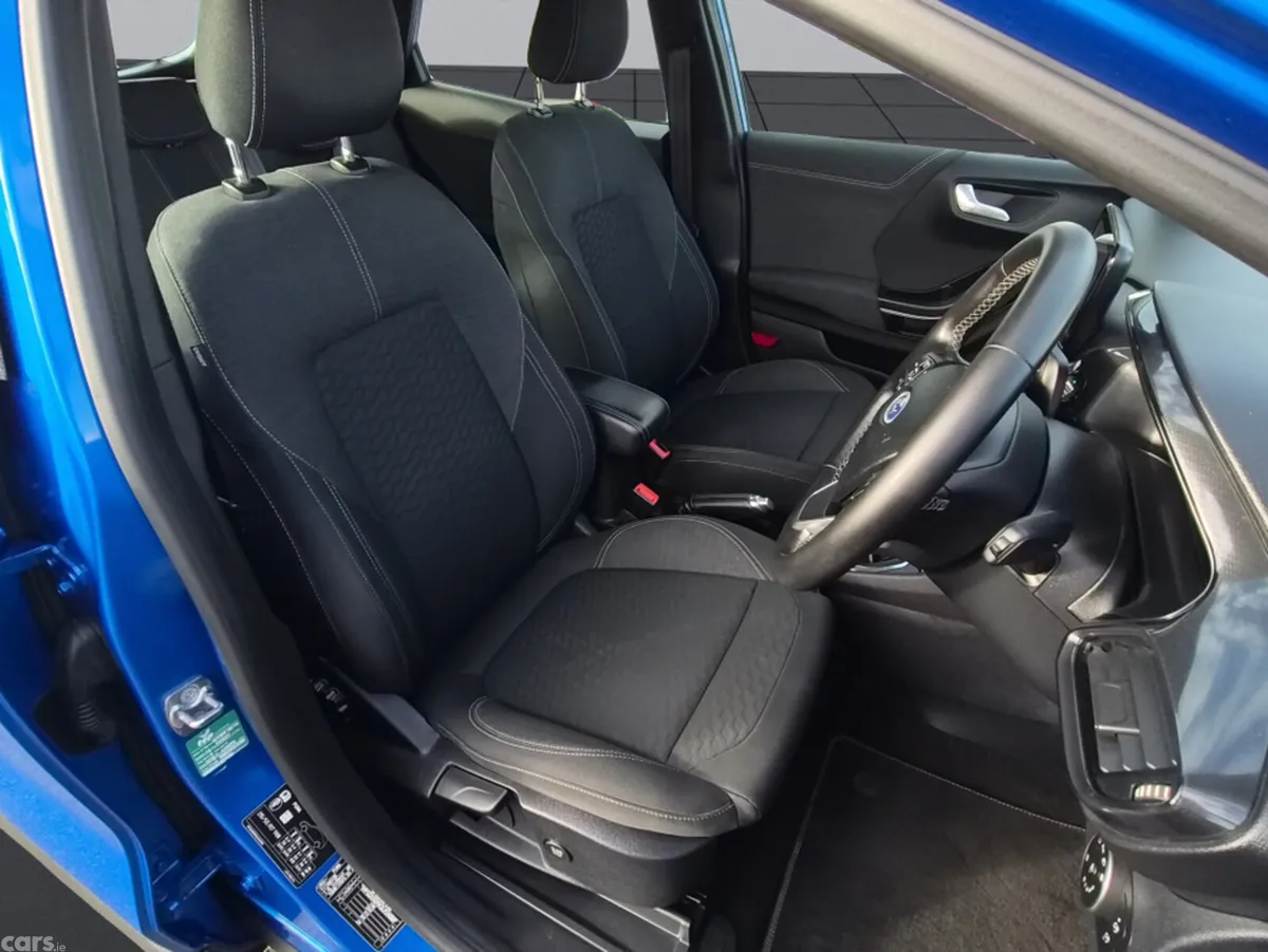 Ford Puma MPV, Petrol Hybrid, 2020, Blue