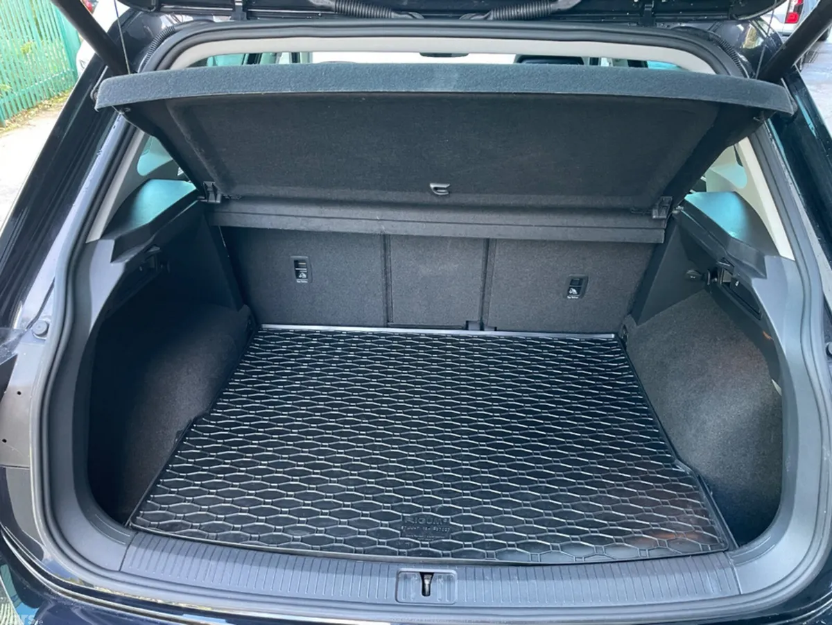 Volkswagen Tiguan SUV, Diesel, 2017, Black