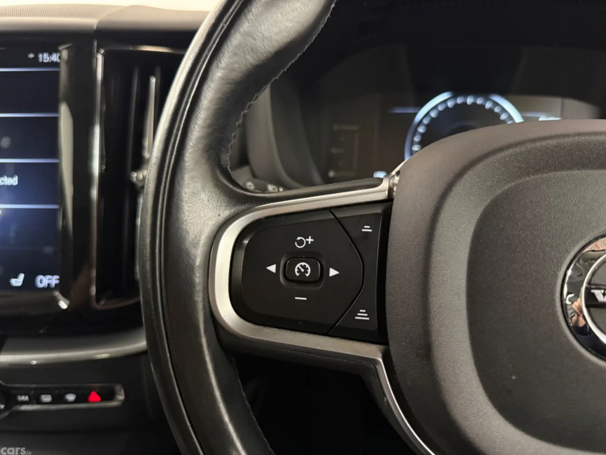 Volvo XC60 Estate, Diesel, 2018, Black