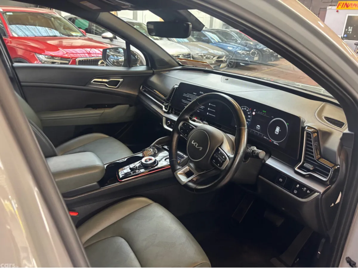 Kia Sportage MPV, Petrol Plug-in Hybrid, 2024, Grey