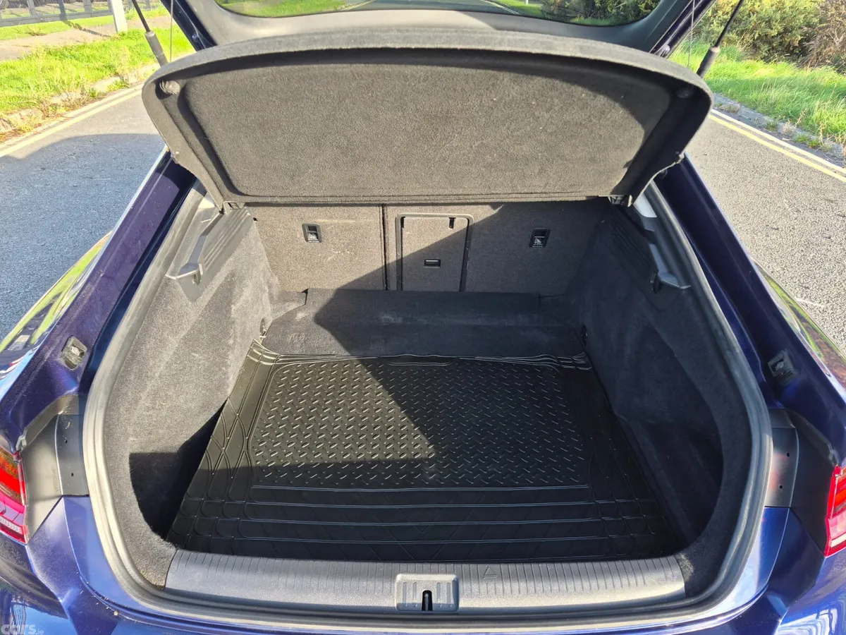 Volkswagen Arteon Hatchback, Diesel, 2018, Blue