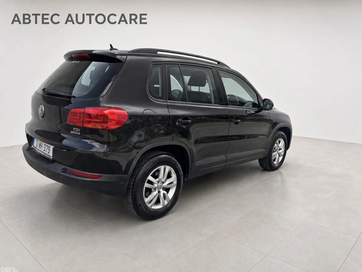 Volkswagen Tiguan SUV, Diesel, 2012, Black