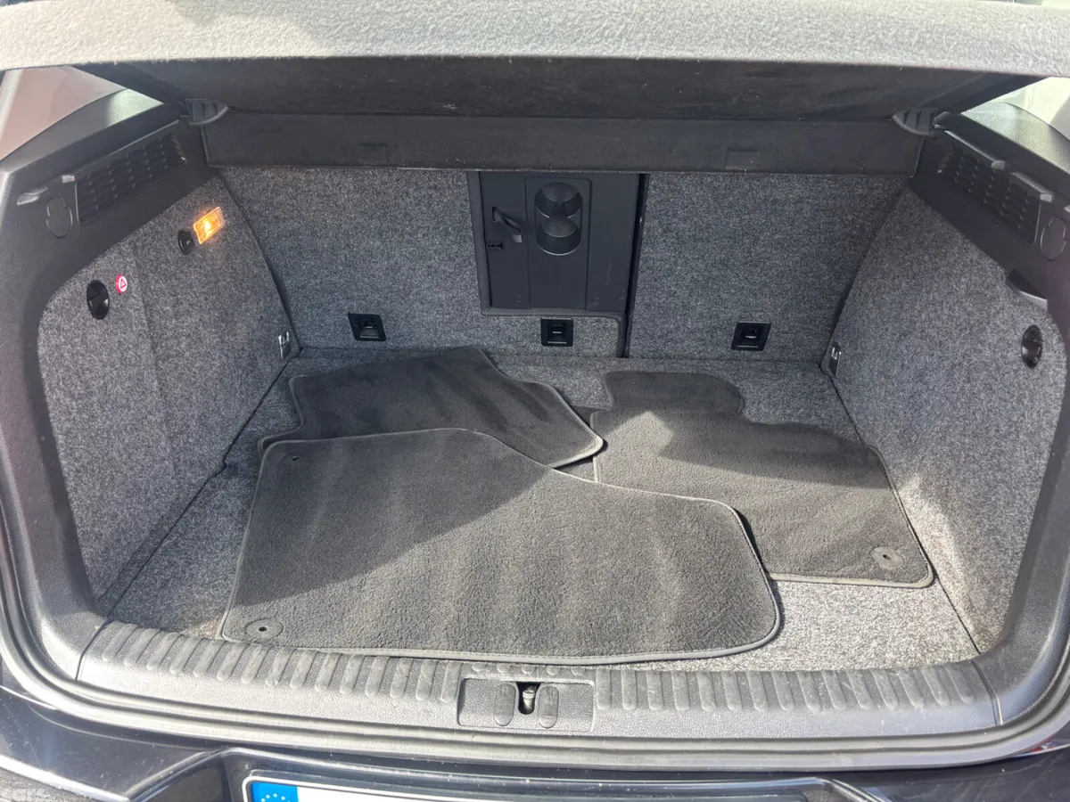 Volkswagen Tiguan SUV, Diesel, 2012, Black