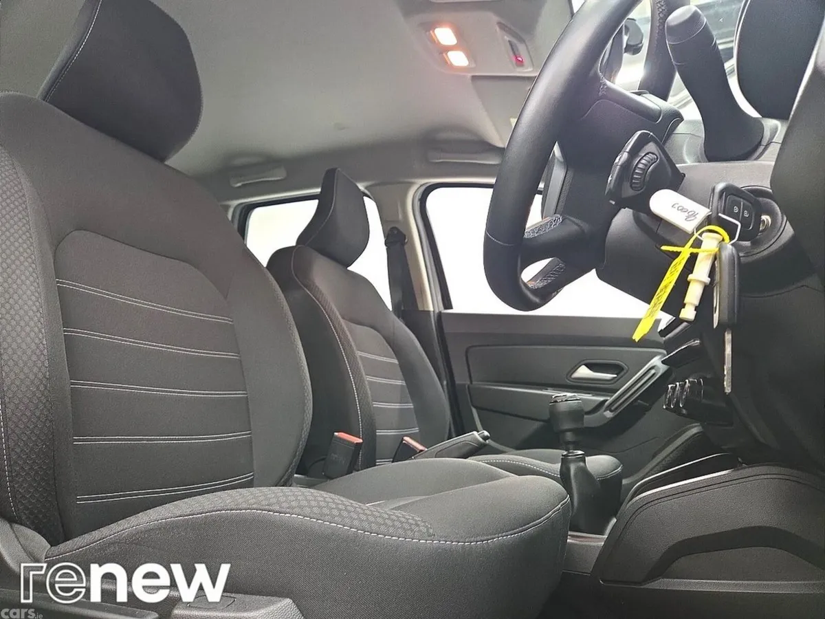 Dacia Duster SUV, Diesel, 2023, Black