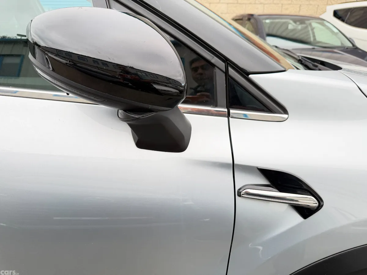 Renault Captur Hatchback, Petrol Plug-in Hybrid, 2023, Other