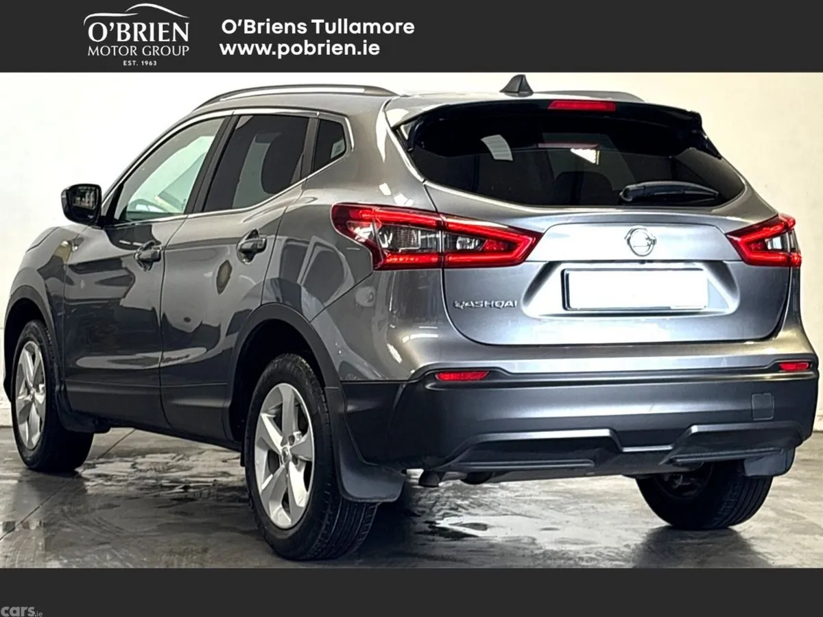 Nissan Qashqai MPV, Petrol, 2021, Grey