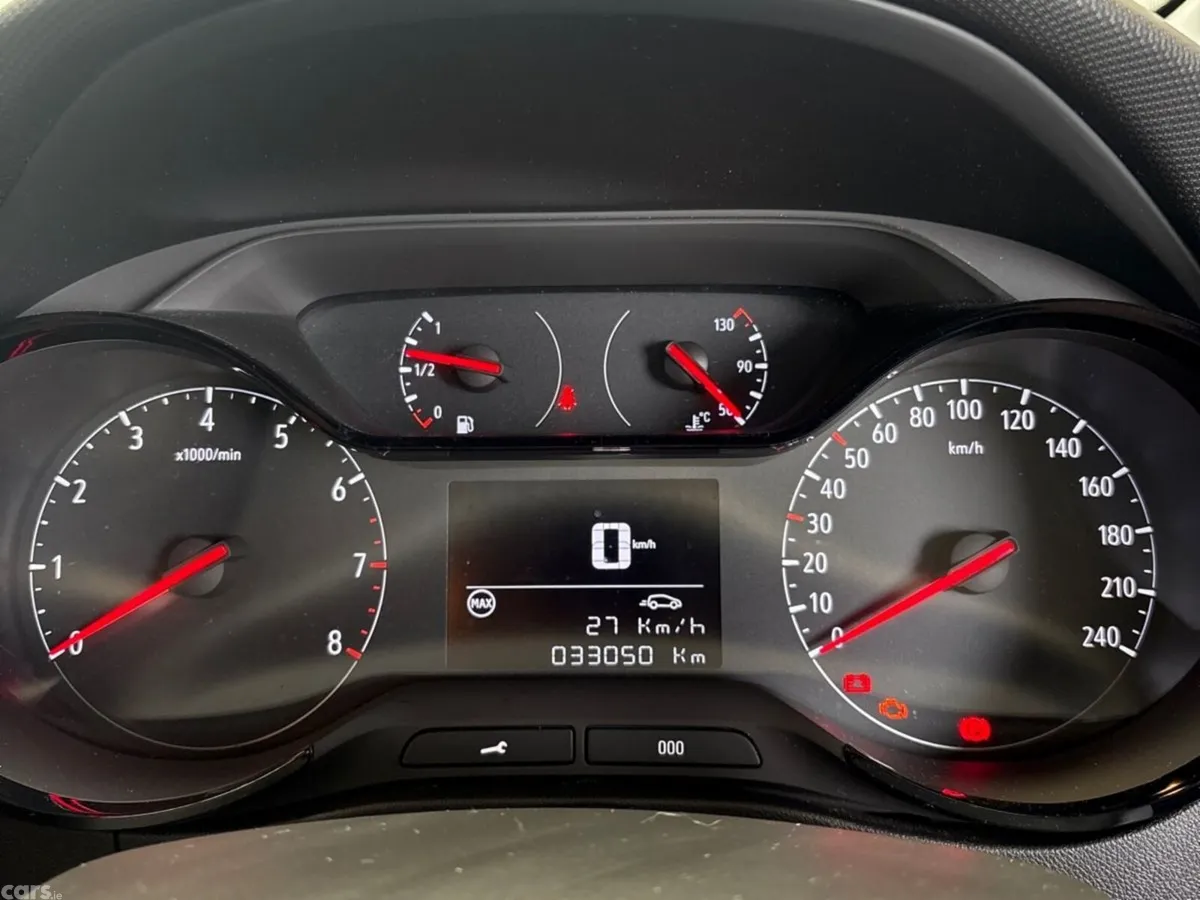 Opel Crossland SUV, Diesel, 2024, Black