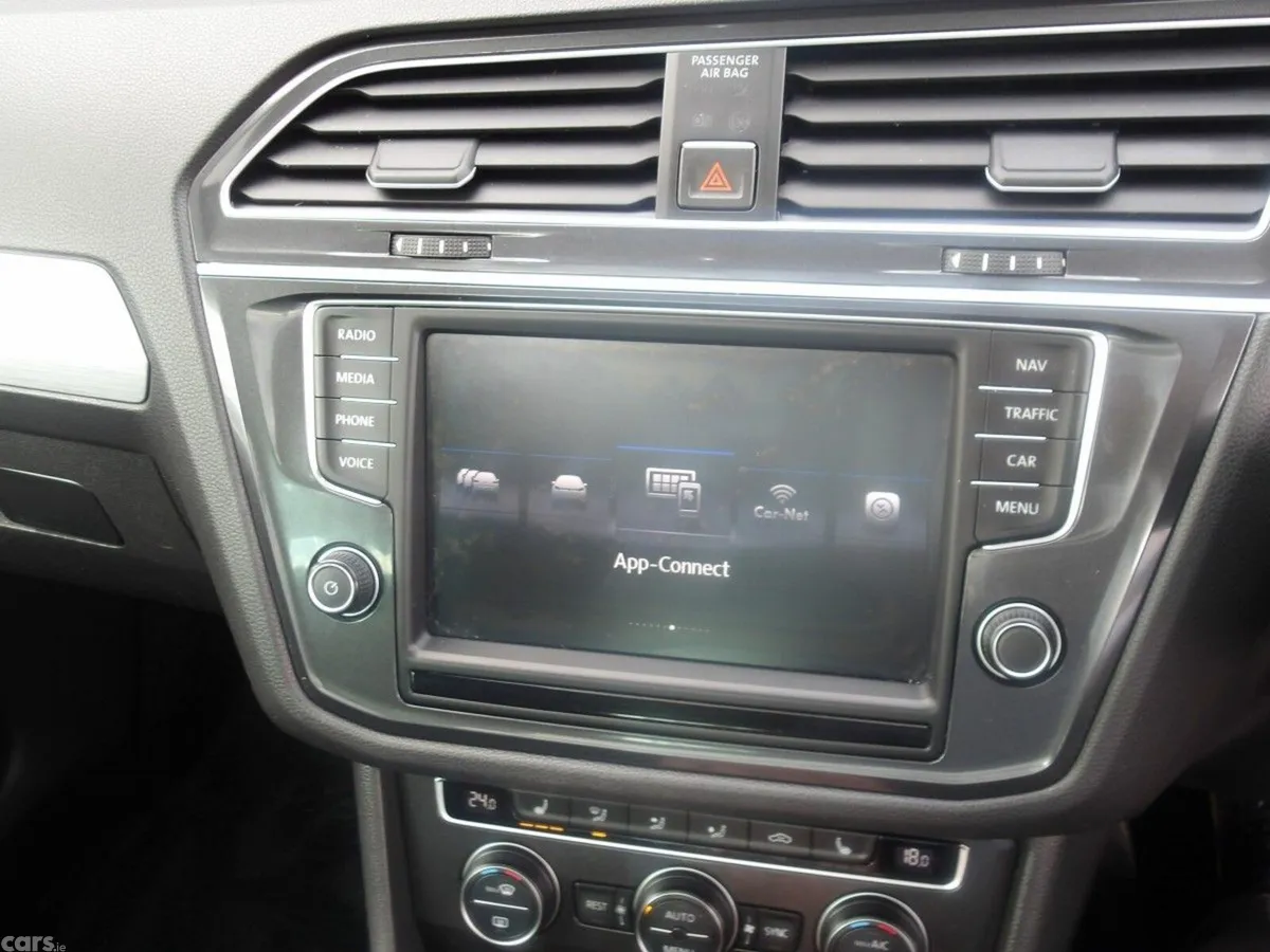 Volkswagen Tiguan SUV, Diesel, 2017, Grey