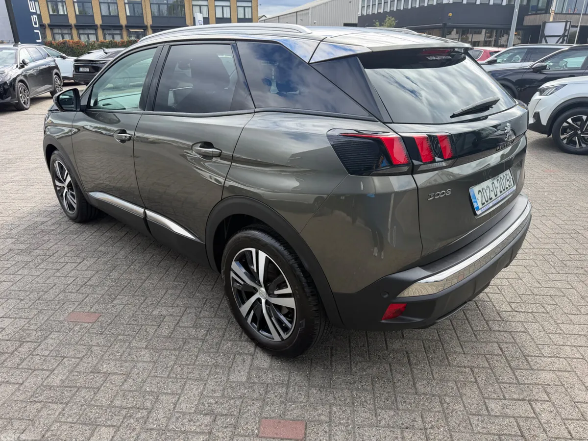 Peugeot 3008 MPV, Petrol, 2020, Grey