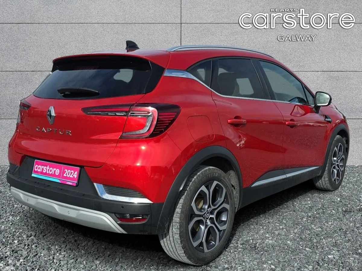 Renault Captur Hatchback, Petrol, 2024, Red