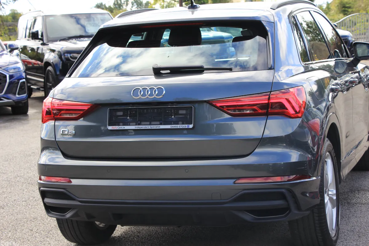 Audi Q3 SUV, Diesel, 2024, Grey