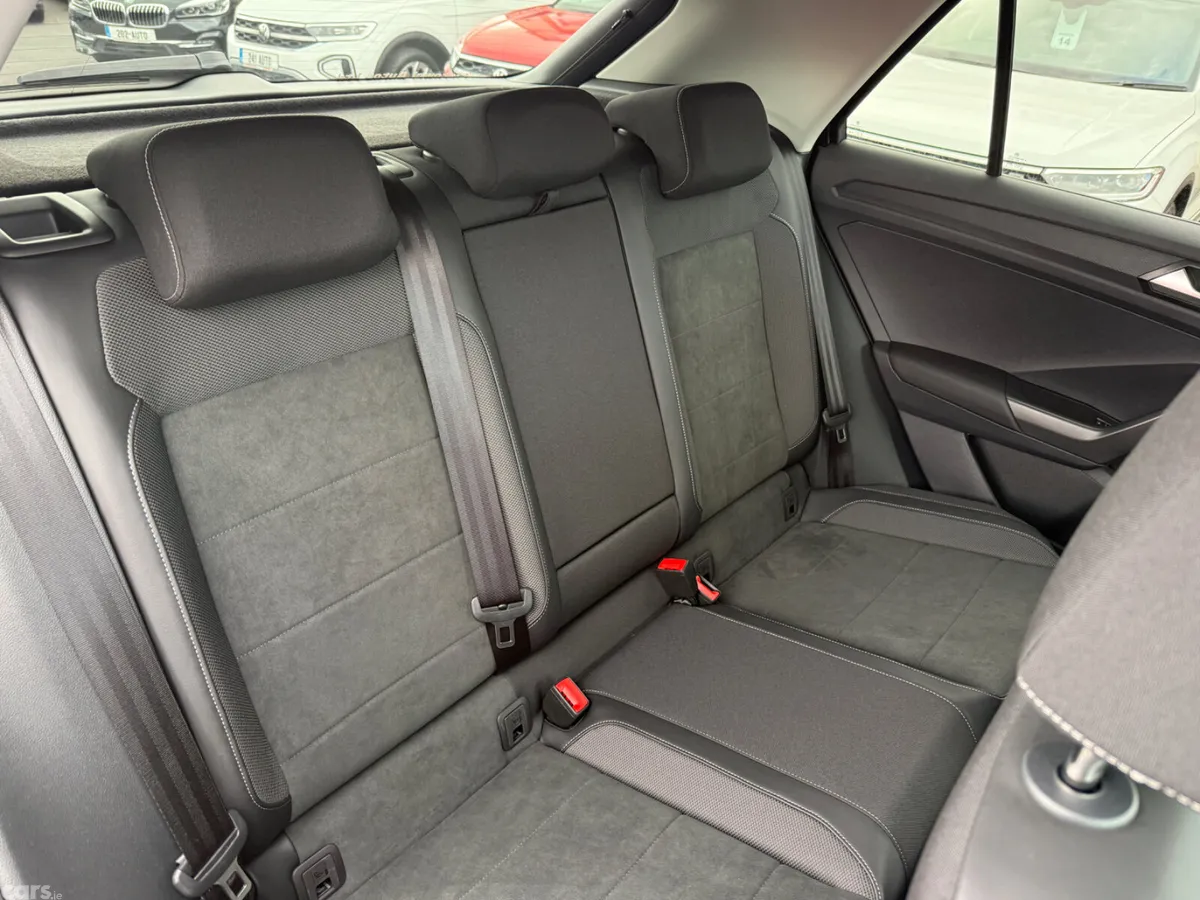 Volkswagen T-Roc SUV, Petrol, 2025, Black