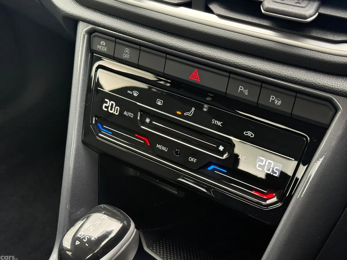Volkswagen T-Roc SUV, Petrol, 2025, Black