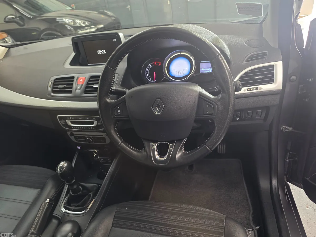 Renault Fluence Saloon, Diesel, 2017, Grey