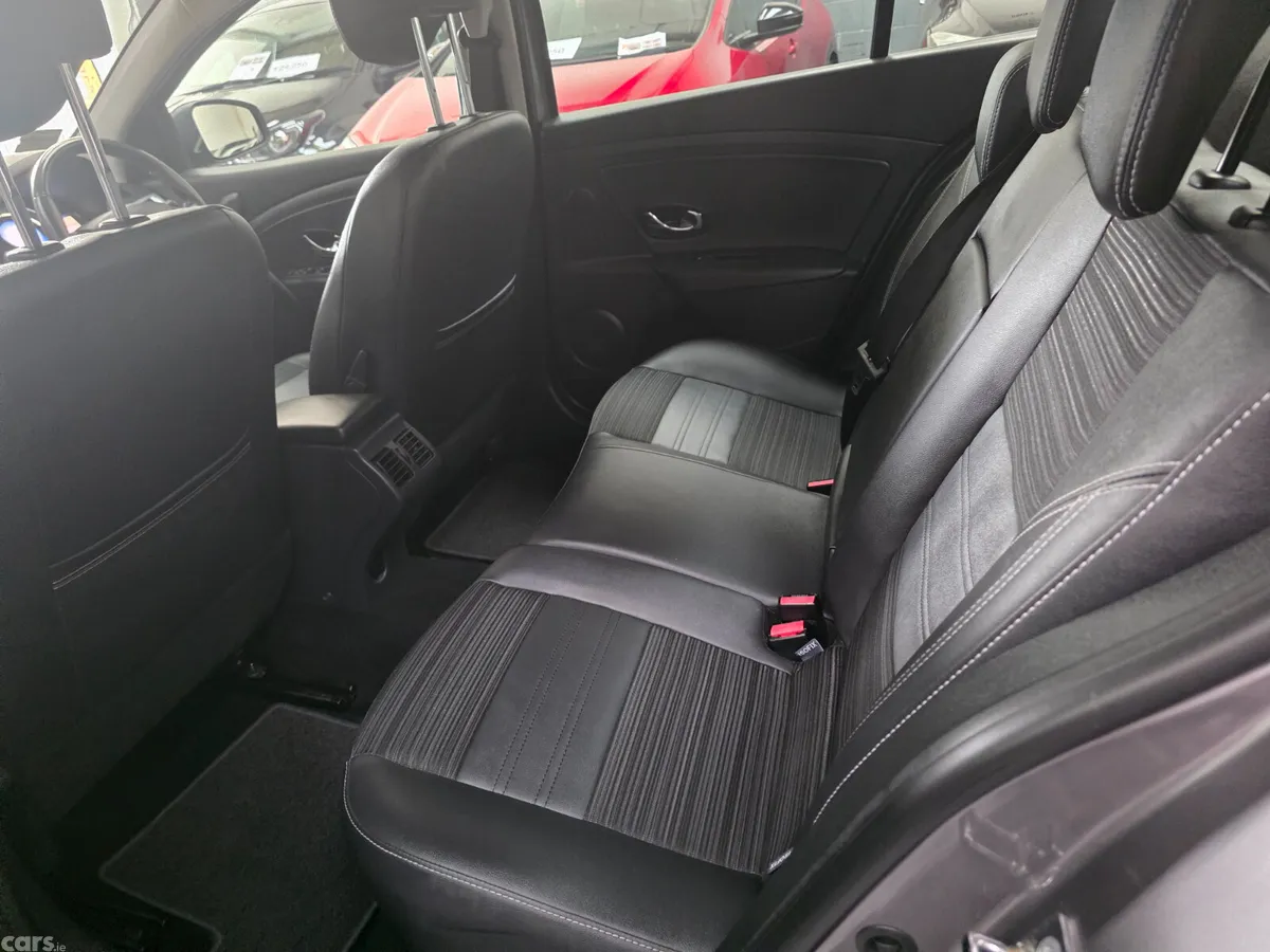 Renault Fluence Saloon, Diesel, 2017, Grey