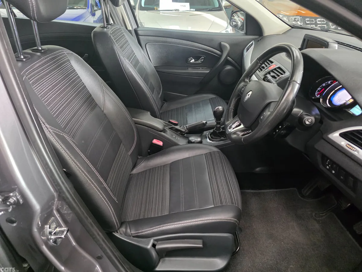 Renault Fluence Saloon, Diesel, 2017, Grey