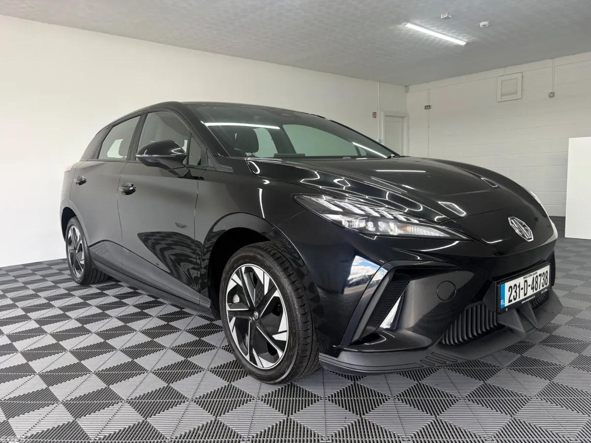 MG MG4 Hatchback, Electric, 2023, Black