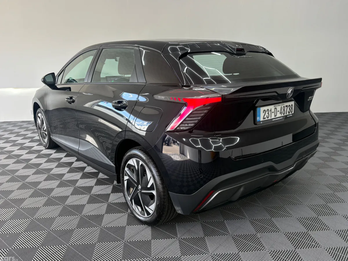 MG MG4 Hatchback, Electric, 2023, Black