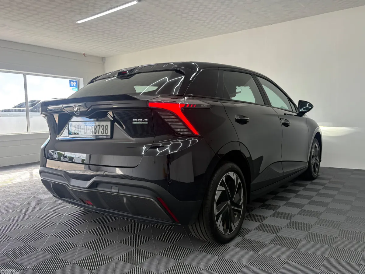 MG MG4 Hatchback, Electric, 2023, Black