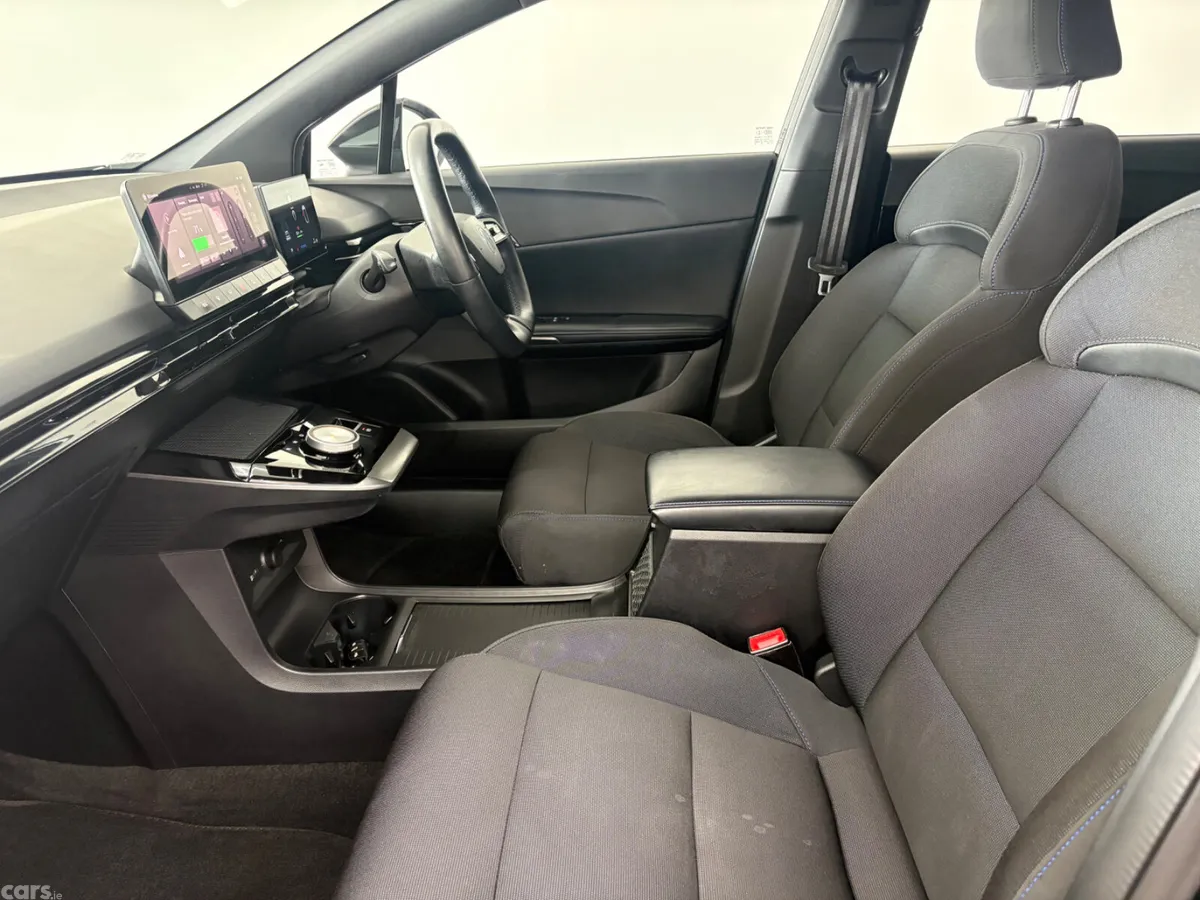 MG MG4 Hatchback, Electric, 2023, Black