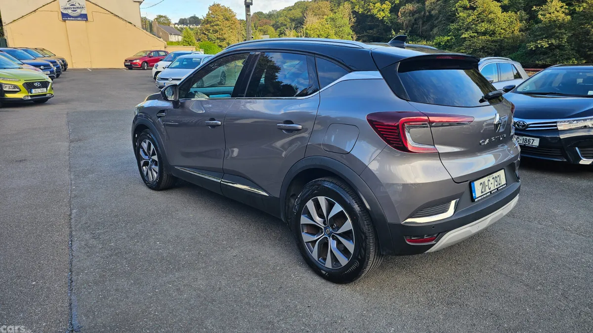 Renault Captur Hatchback, Petrol Plug-in Hybrid, 2021, Grey