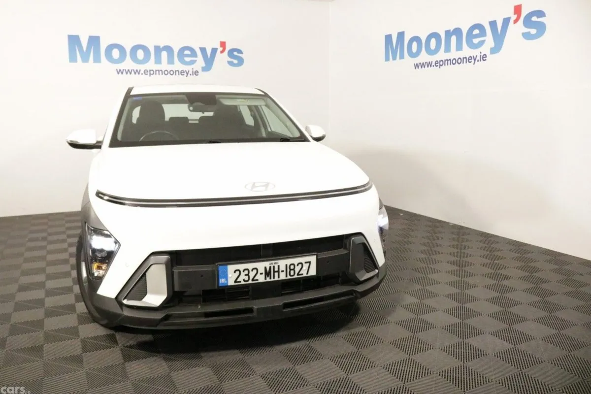 Hyundai KONA Signature 1.0L Petrol Compact SUV, Dublin
