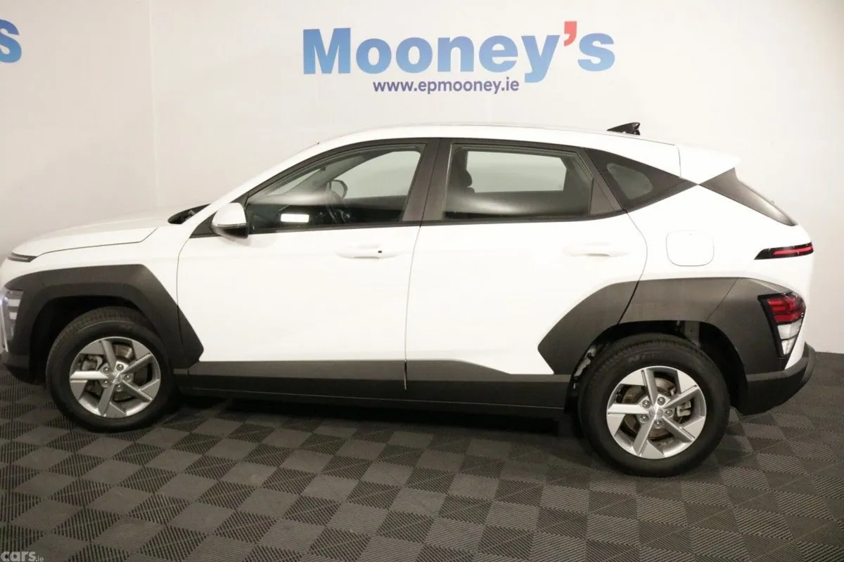 Hyundai KONA Signature 1.0L Petrol Compact SUV, Dublin