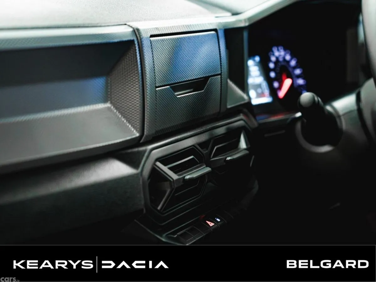 Dacia Duster SUV, Petrol, 2026, Grey