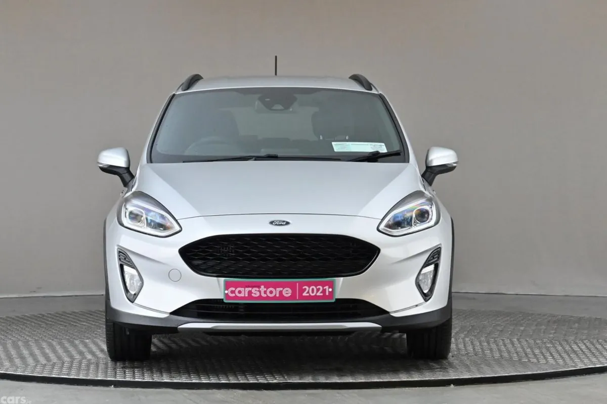 Ford Fiesta Hatchback, Petrol, 2021, Grey