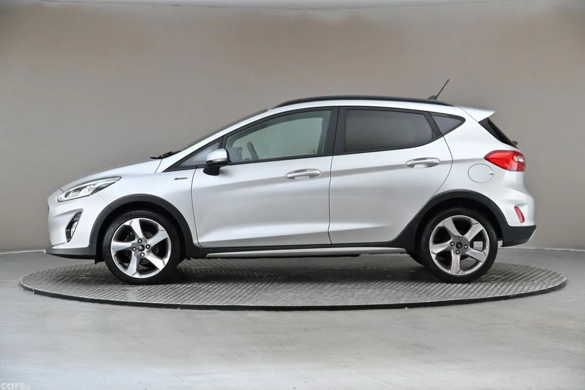 Ford Fiesta Hatchback, Petrol, 2021, Grey