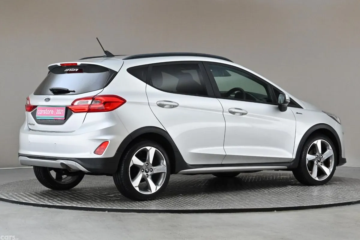 Ford Fiesta Hatchback, Petrol, 2021, Grey