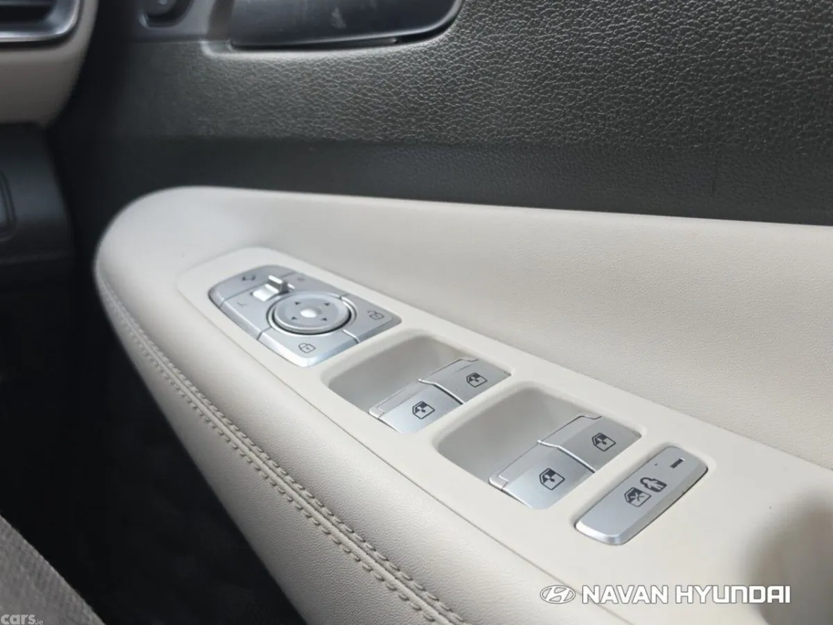 Hyundai Santa Fe SUV, Petrol Plug-in Hybrid, 2021, Grey