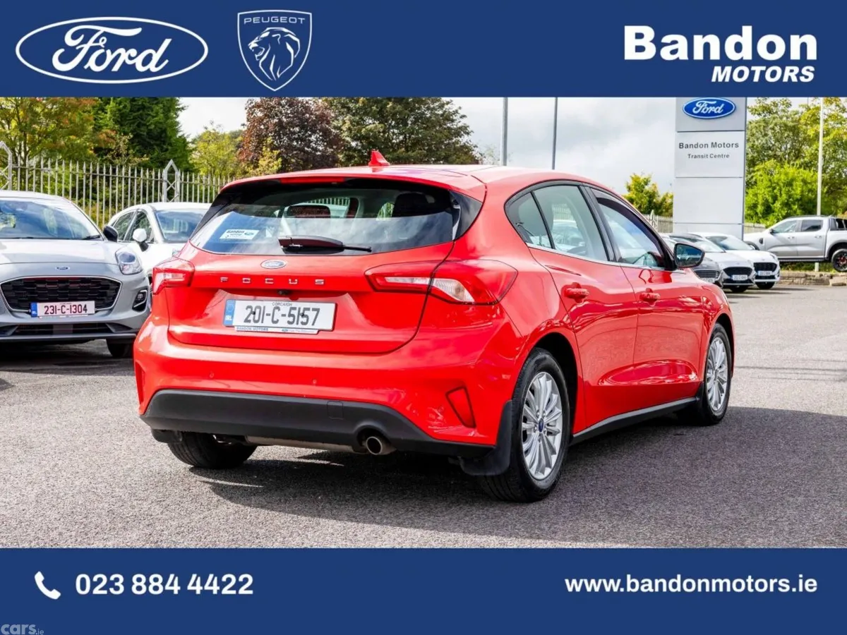 Ford Focus Hatchback, Diesel, 2020, Red