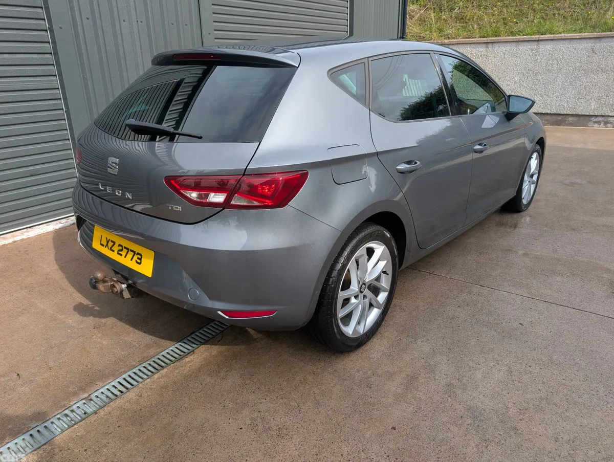 SEAT Leon Hatchback, Diesel, 2016, Grey