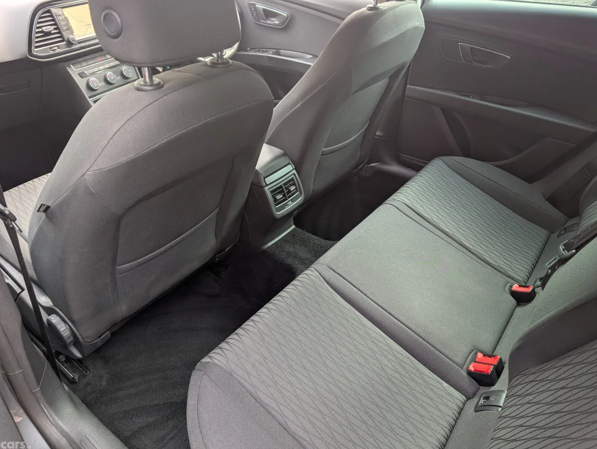 SEAT Leon Hatchback, Diesel, 2016, Grey