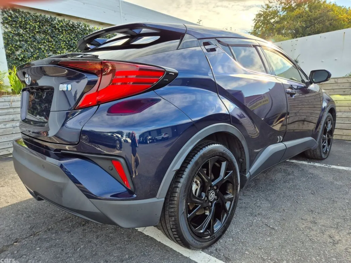 Toyota C-HR SUV, Petrol Hybrid, 2021, Blue